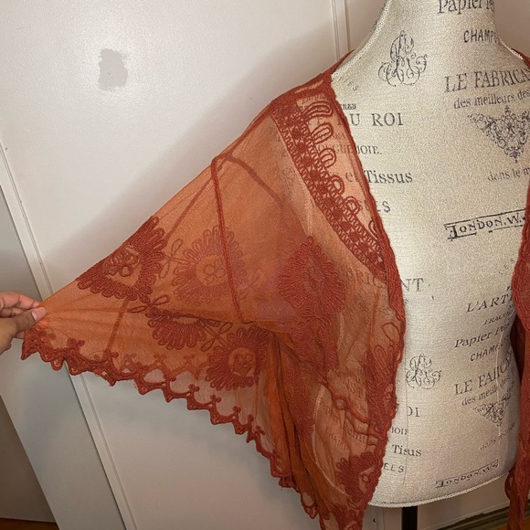 Sheer rustic orange shawl - Picture 5 of 5